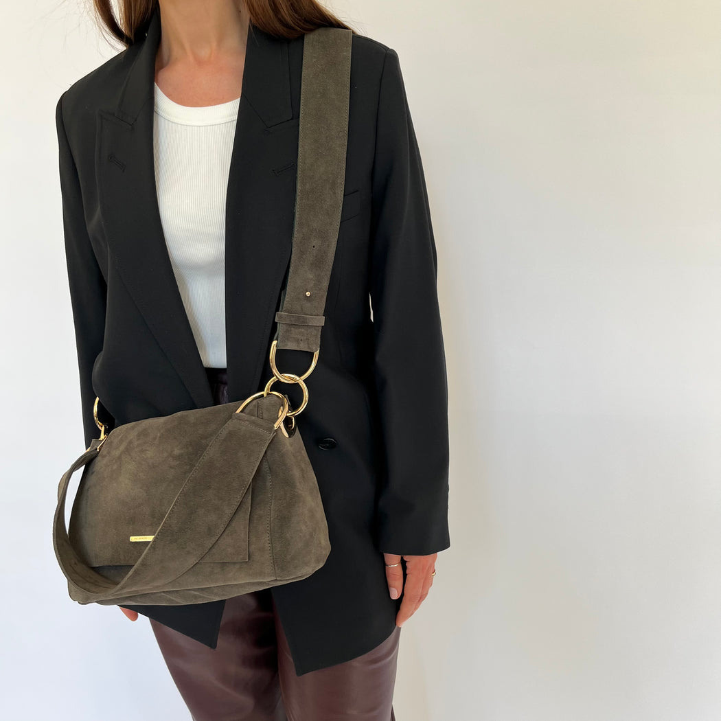 KAREN Tasche Khaki Suede DOPPELGURT