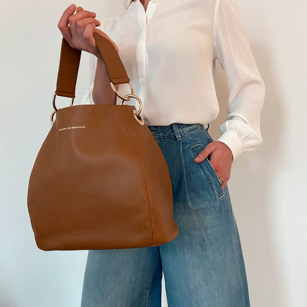 CARLY BAG COGNAC